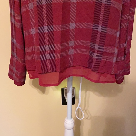 The Limited blouse - Picture 3 of 13